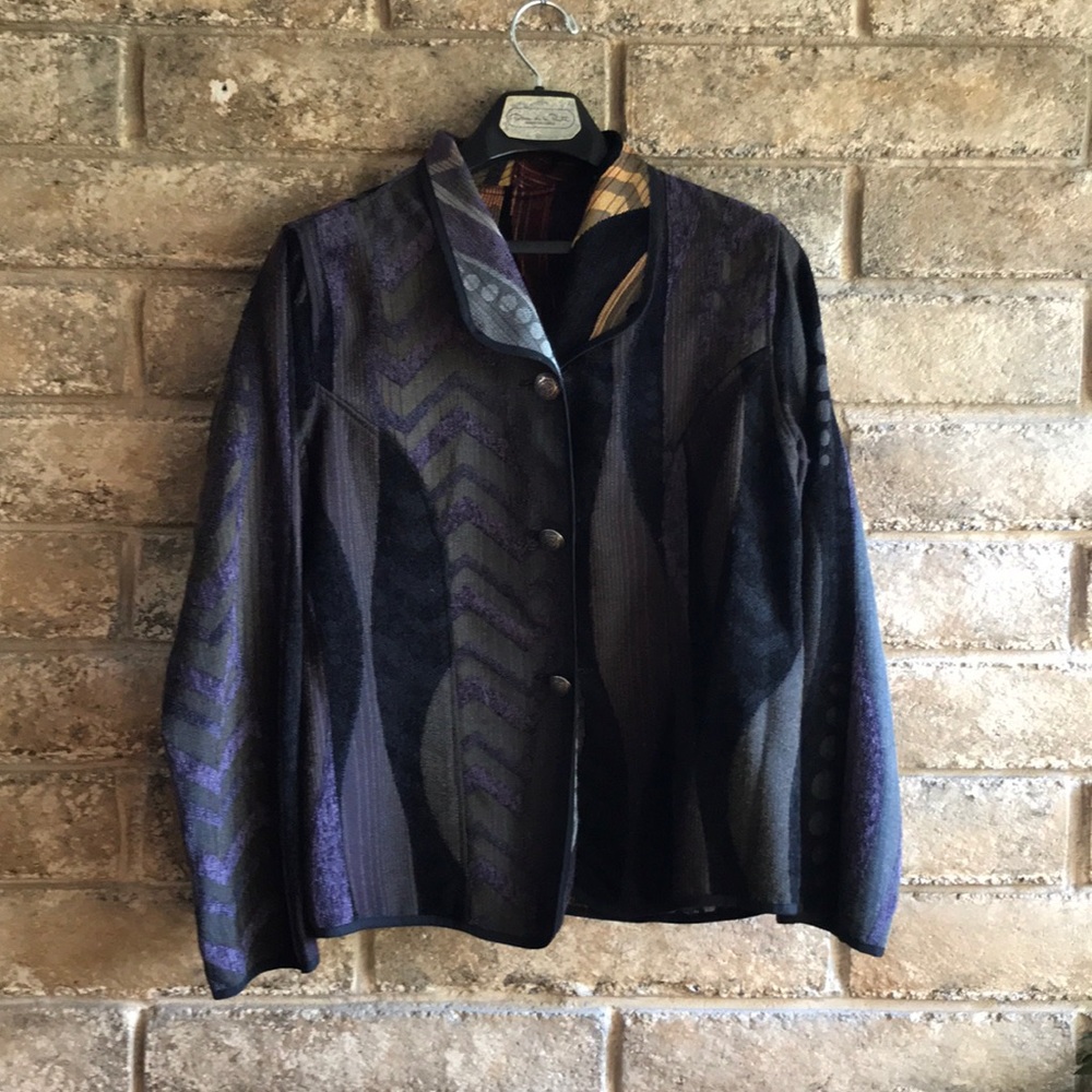 New reversible dress jacket for all seasons